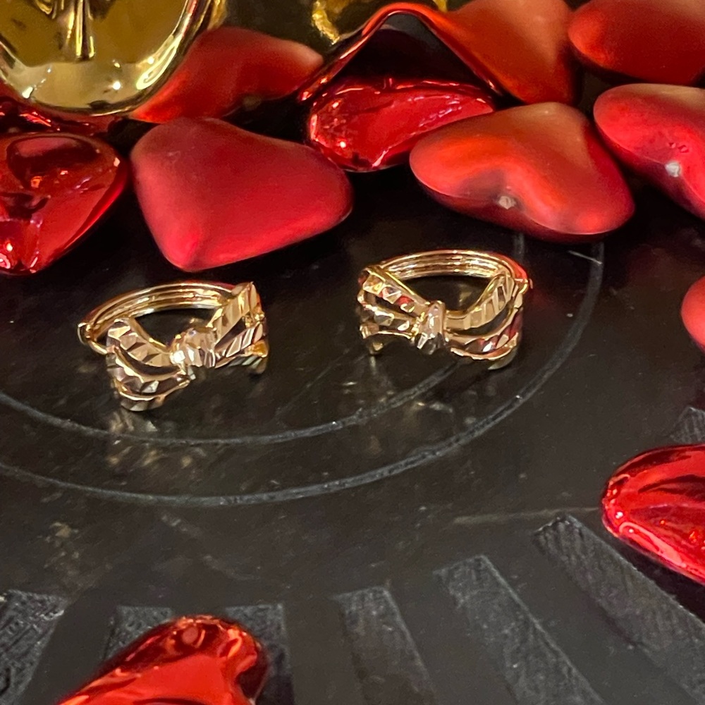 New 18K Gold Plated , Bow Design Earrings